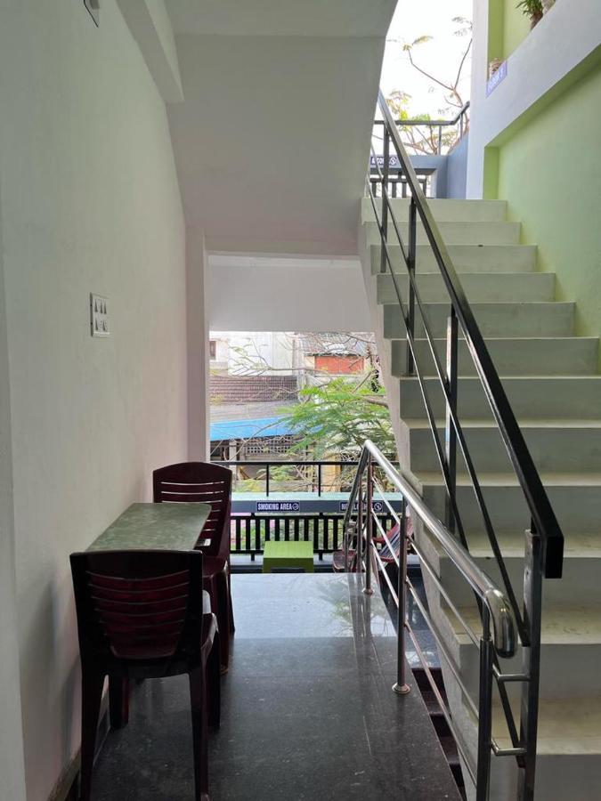 Chez Prabha Homestay Puducherry Exterior foto
